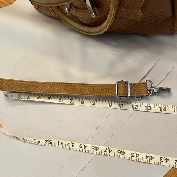 Madi Claire Satchel - Picture 11 of 16